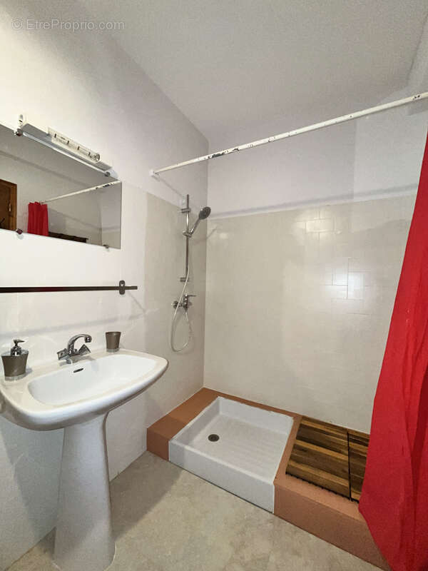 Maison à MAUVEZIN
