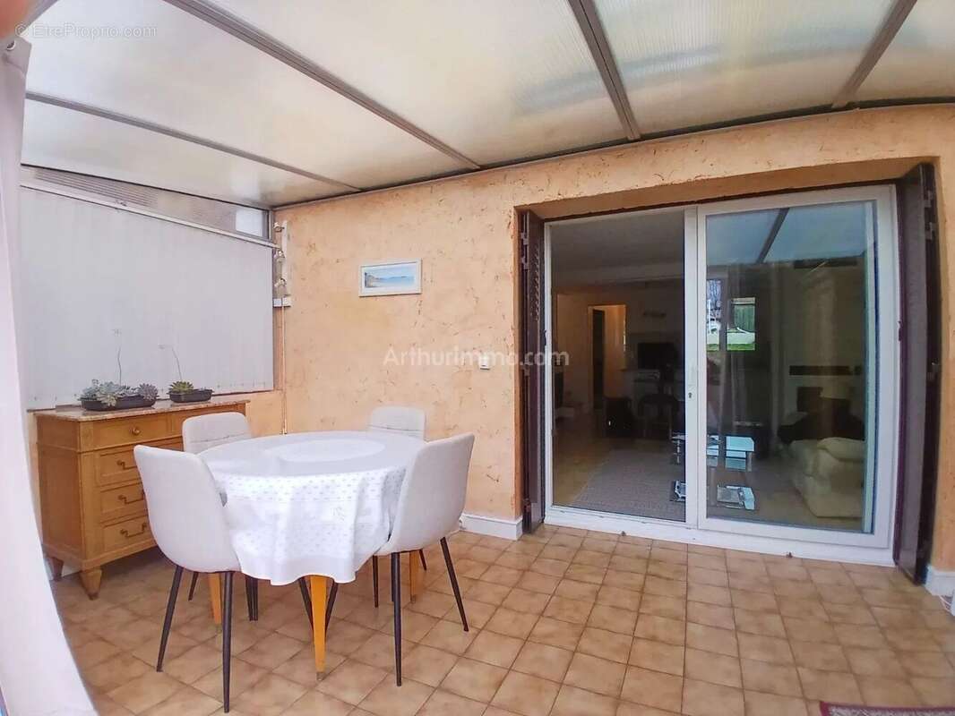 Maison à VILLENEUVE-SAINT-GEORGES