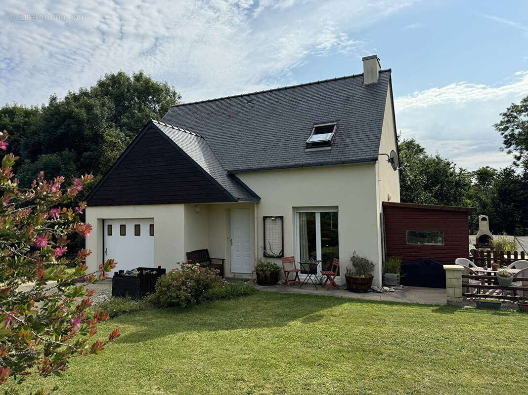 Maison à CLEDEN-CAP-SIZUN