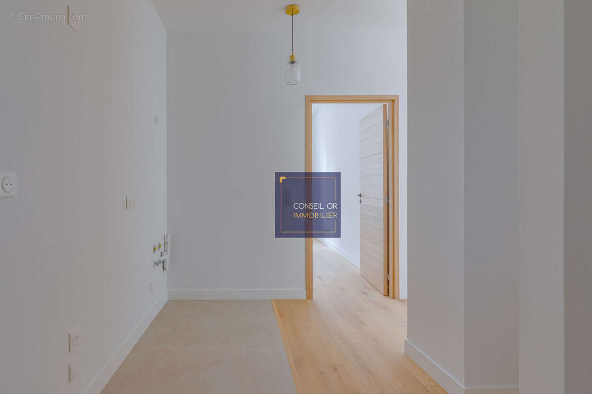 Appartement à SAINT-GENIS-LAVAL