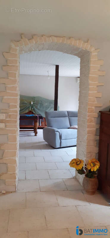 Maison 143 m² à Labastide-Rouairoux  - photo 8