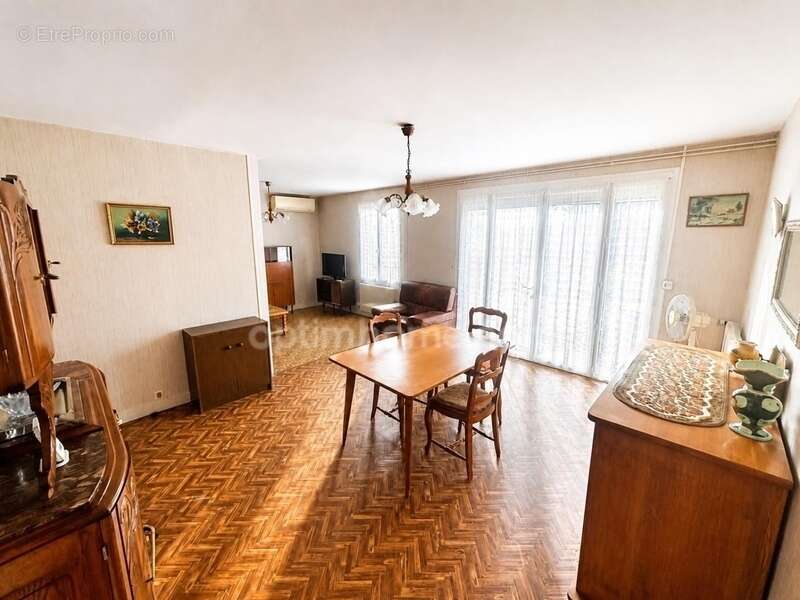 Maison de plain-pied avec vue sur les champs, près de 2 000 m² de terrain NERIGEAN (33) - photo 5