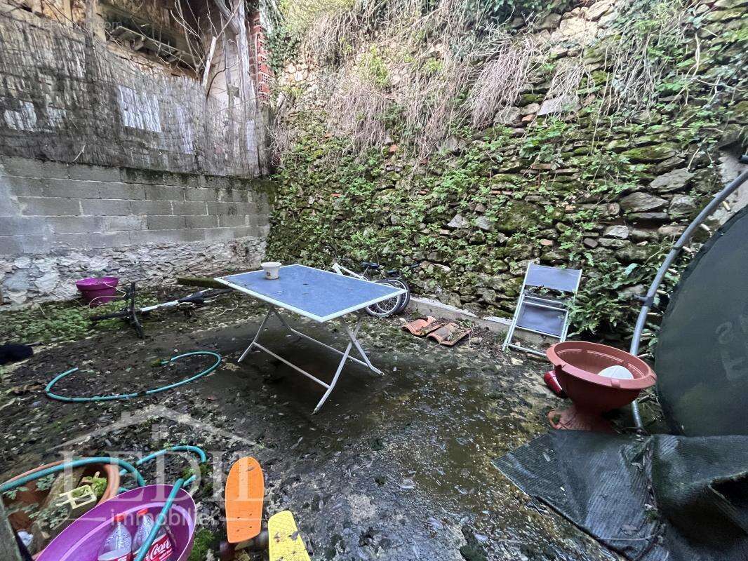 Maison à CASTELNAU-D&#039;AUZAN