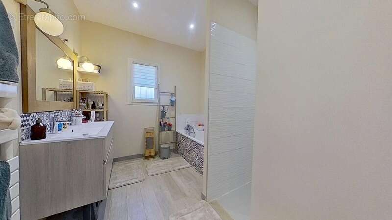 Villa Plain-pied Contemporaine 124m² – Piscine – Terrain 750m² – Aumelas (34) - photo 11