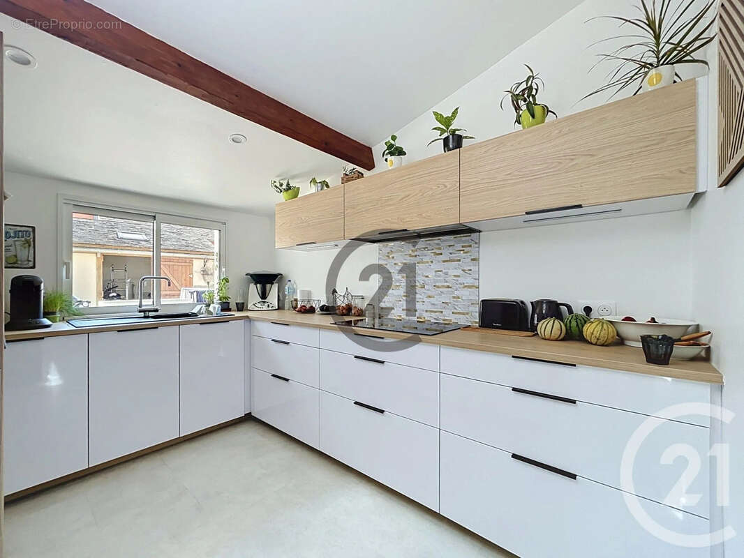 Maison 141 m² à Villeblevin  - photo 7
