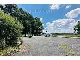 Commerce à OS-MARSILLON