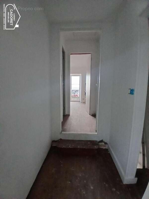   - Maison à PAIMBOEUF