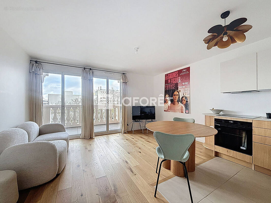 Appartement à LE PLESSIS-ROBINSON
