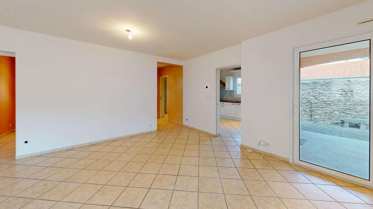 Maison à AMBERIEU-EN-BUGEY