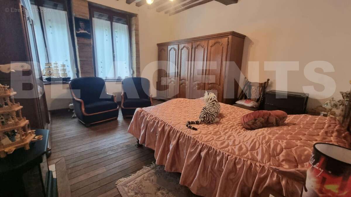 0b87c7b1-9ea5-484f-b8eb-9aedcd3f535f - Maison à MOUZON