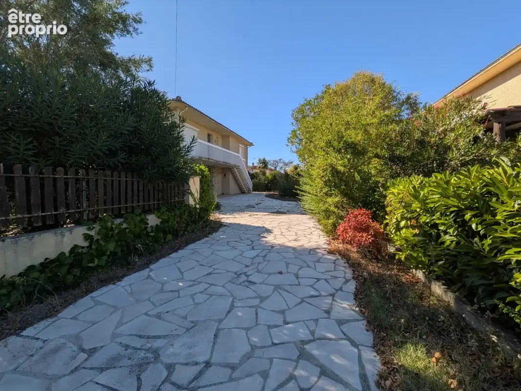 Photo Maison à Villeneuve-Tolosane au prix de 378 000€