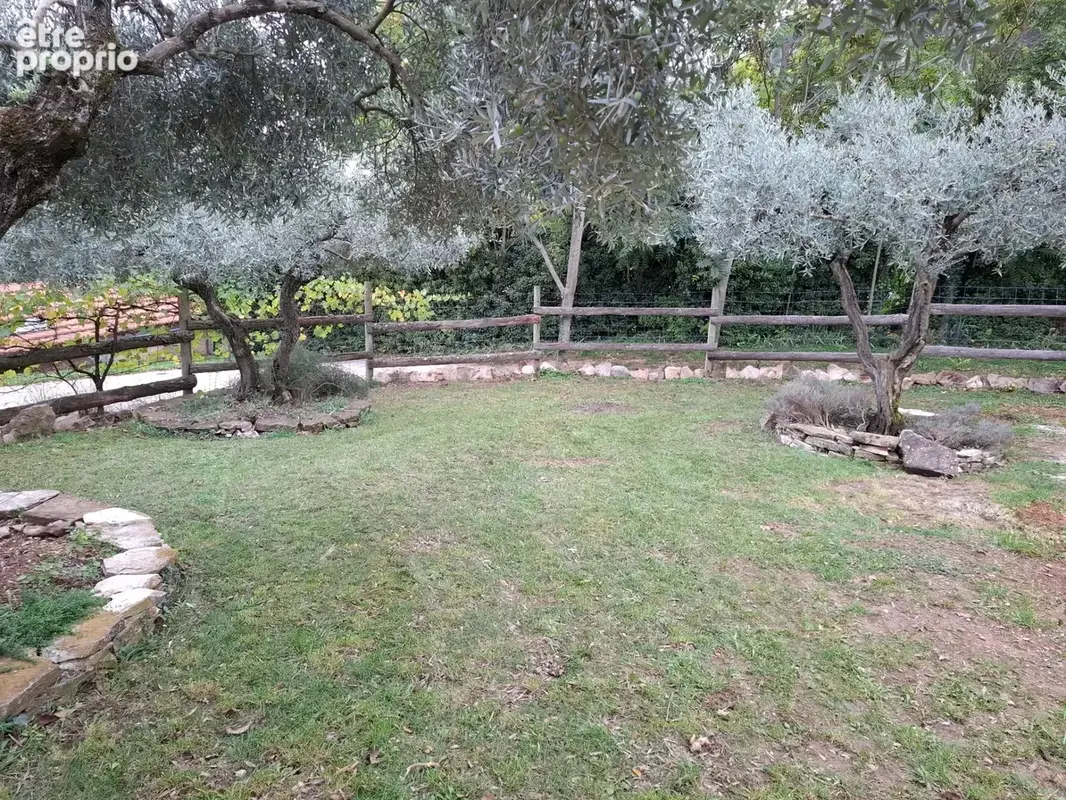 Volonne – propriété d’exception 3,5 ha – 3 habitations – piscine chauffée – vue montagnes - photo 8