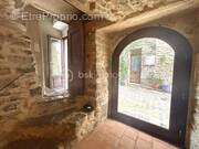 Maison à VIOLS-LE-FORT