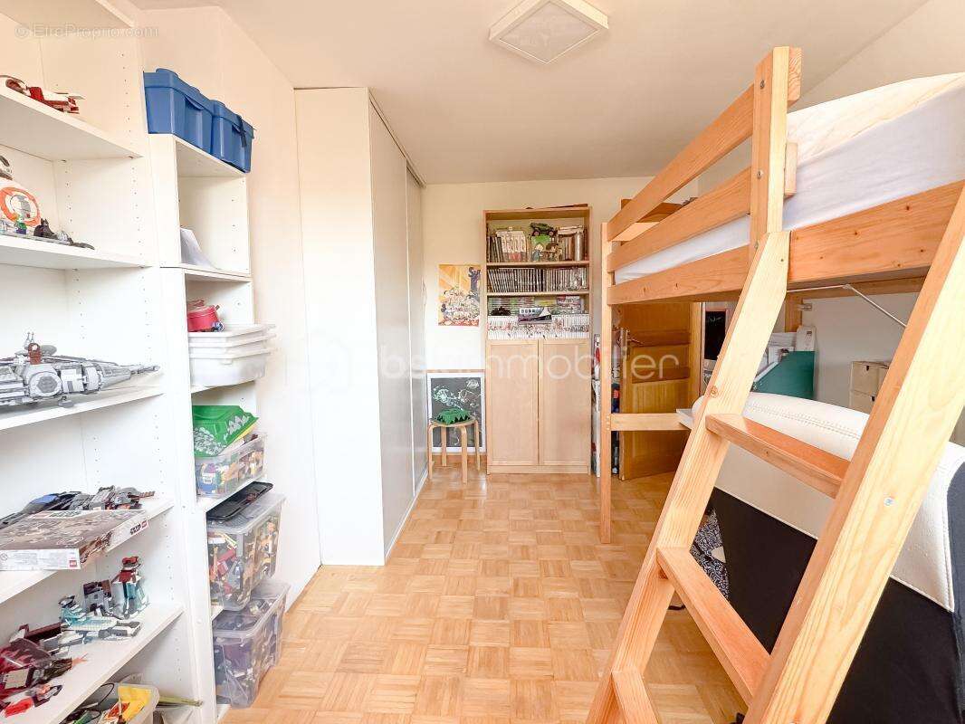 Maison à OZOIR-LA-FERRIERE