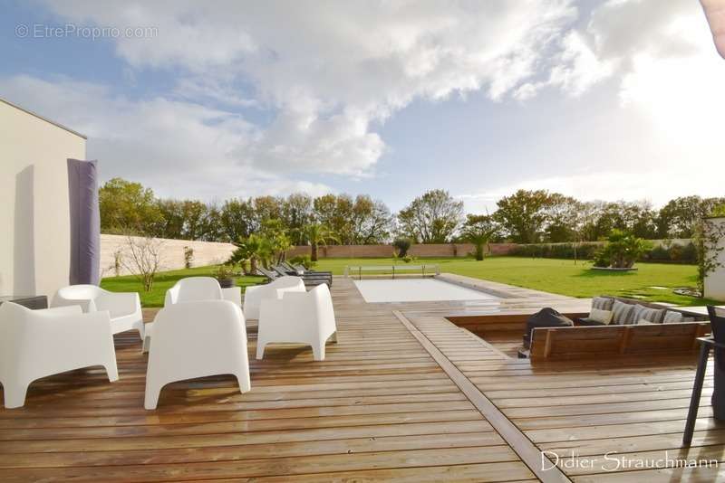 Maison à AIGREFEUILLE-D'AUNIS