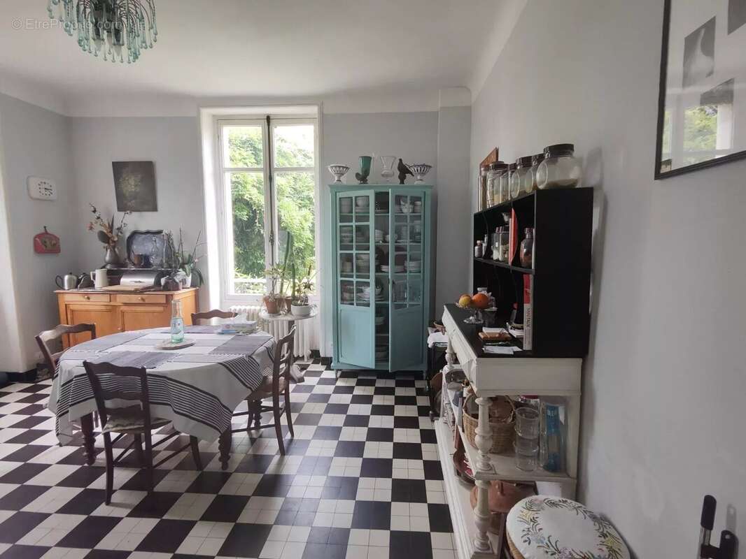 Maison à POUILLON