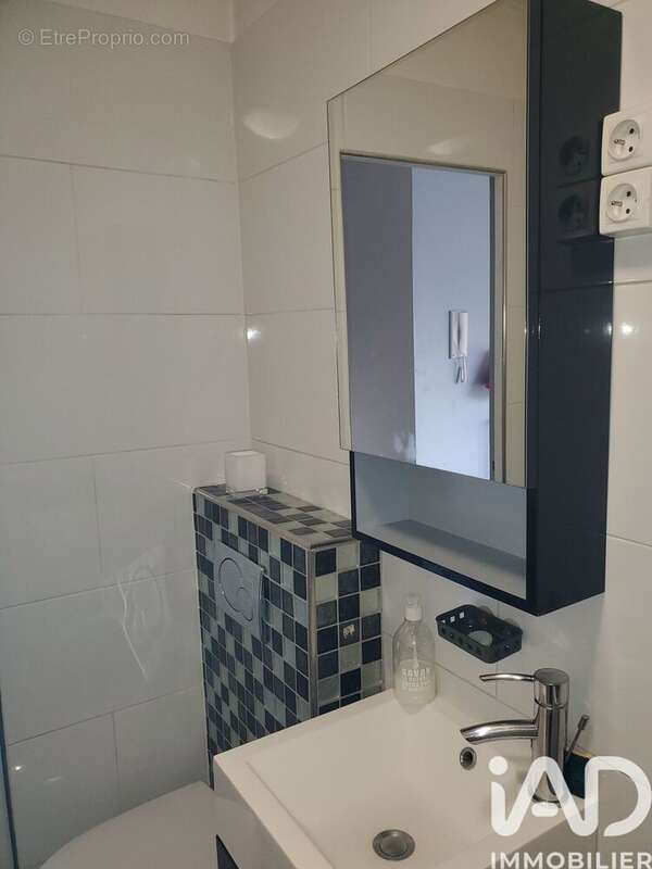 Photo 5 - Appartement à MONTROUGE