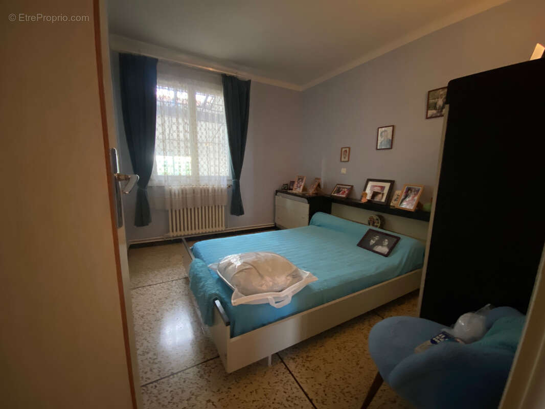 Maison à COURNONTERRAL