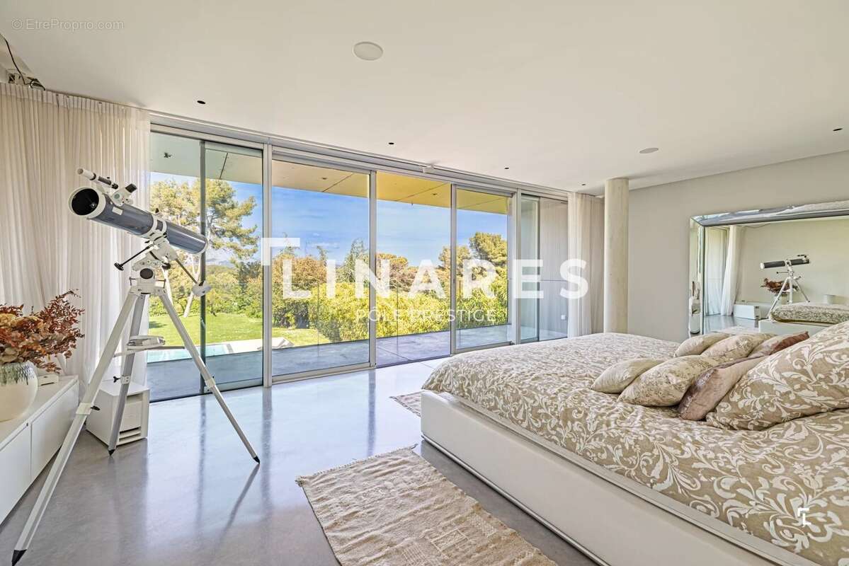 LA CONTEMPORAINE - Villa d’architecte de 529m2  - Vue Sainte-Victoire et prestations d’exception - 13100 - photo 25