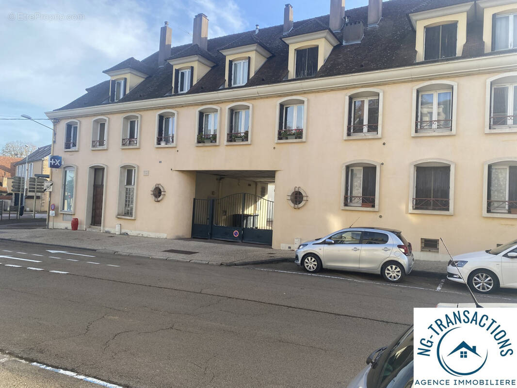 Appartement à AVALLON