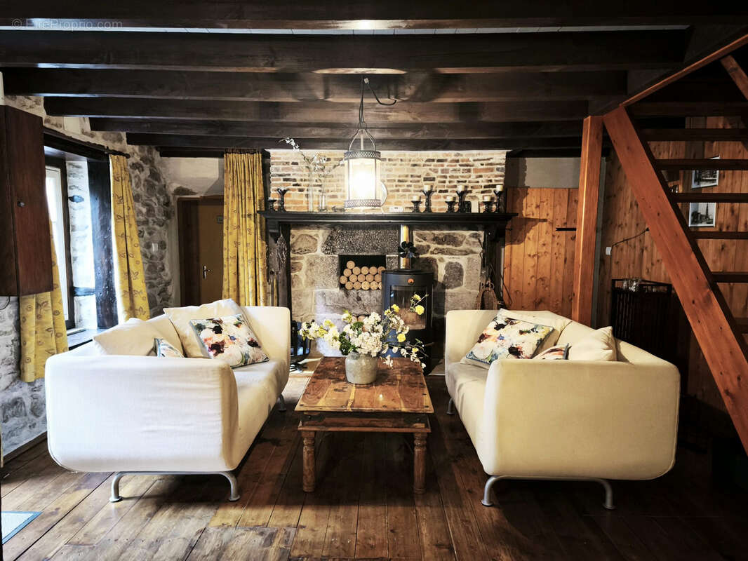 Maison à AMBERT