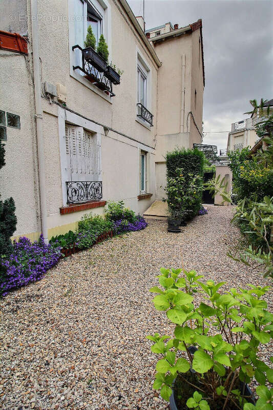 Appartement La Garenne Colombes 4 pièce(s) 67 m2 - photo 18