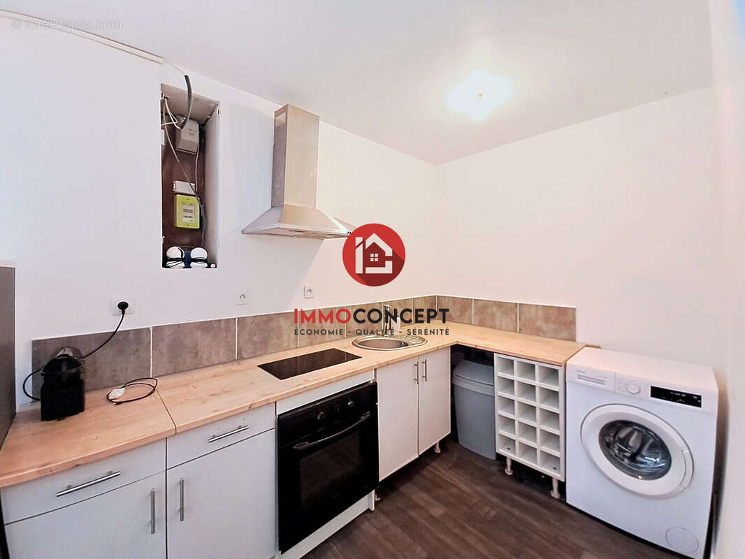 Appartement à ROQUEMAURE