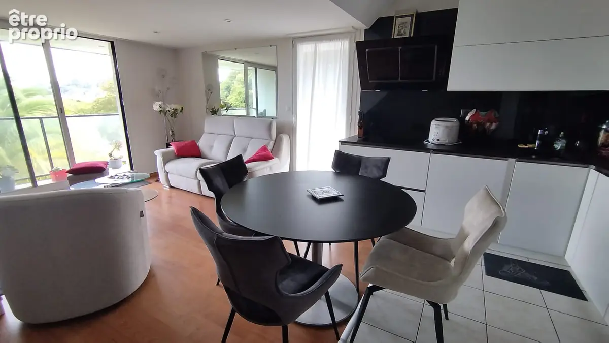 Photo Appartement à Perros-Guirec au prix de 299 250€