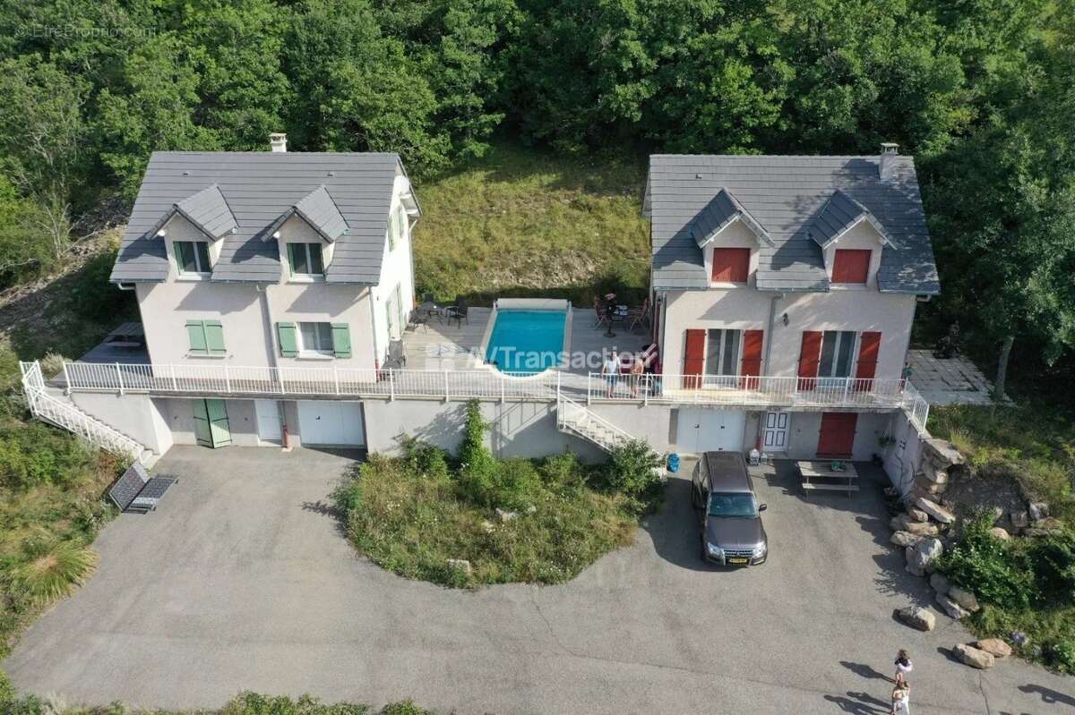Maison à ASPRES-LES-CORPS