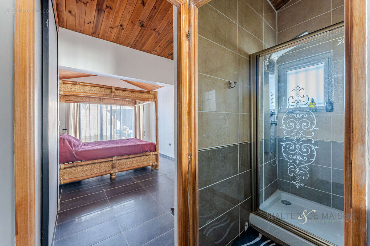 Maison à SAINT-JEAN-D&#039;ILLAC