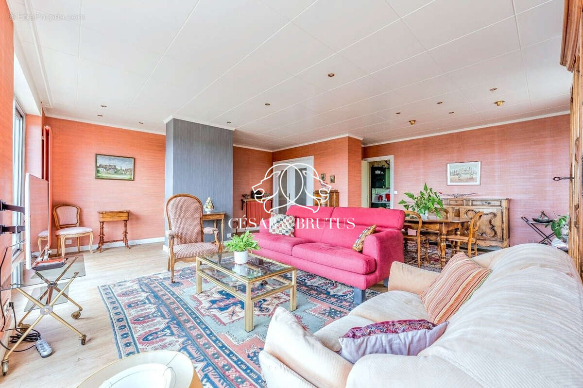 Appartement à CALUIRE-ET-CUIRE