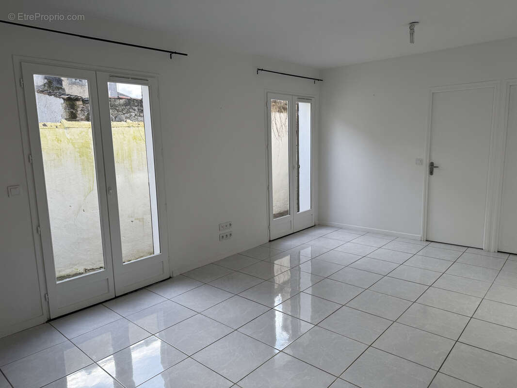 Maison à CASTELJALOUX