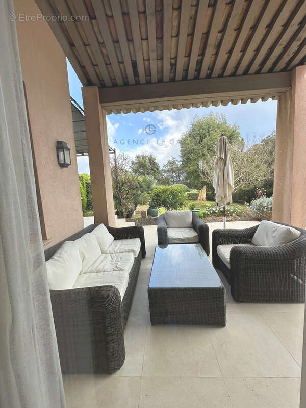 Maison à GRIMAUD