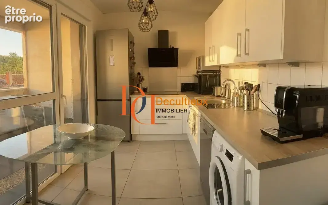 Appartement 3 pièces 65 m² à vendre à L'arbresle (69210) - photo 2