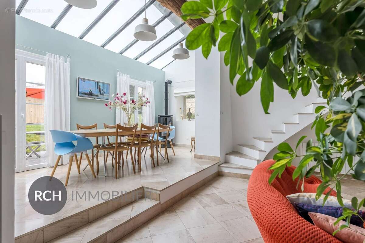 Maison à MONTFORT-L'AMAURY