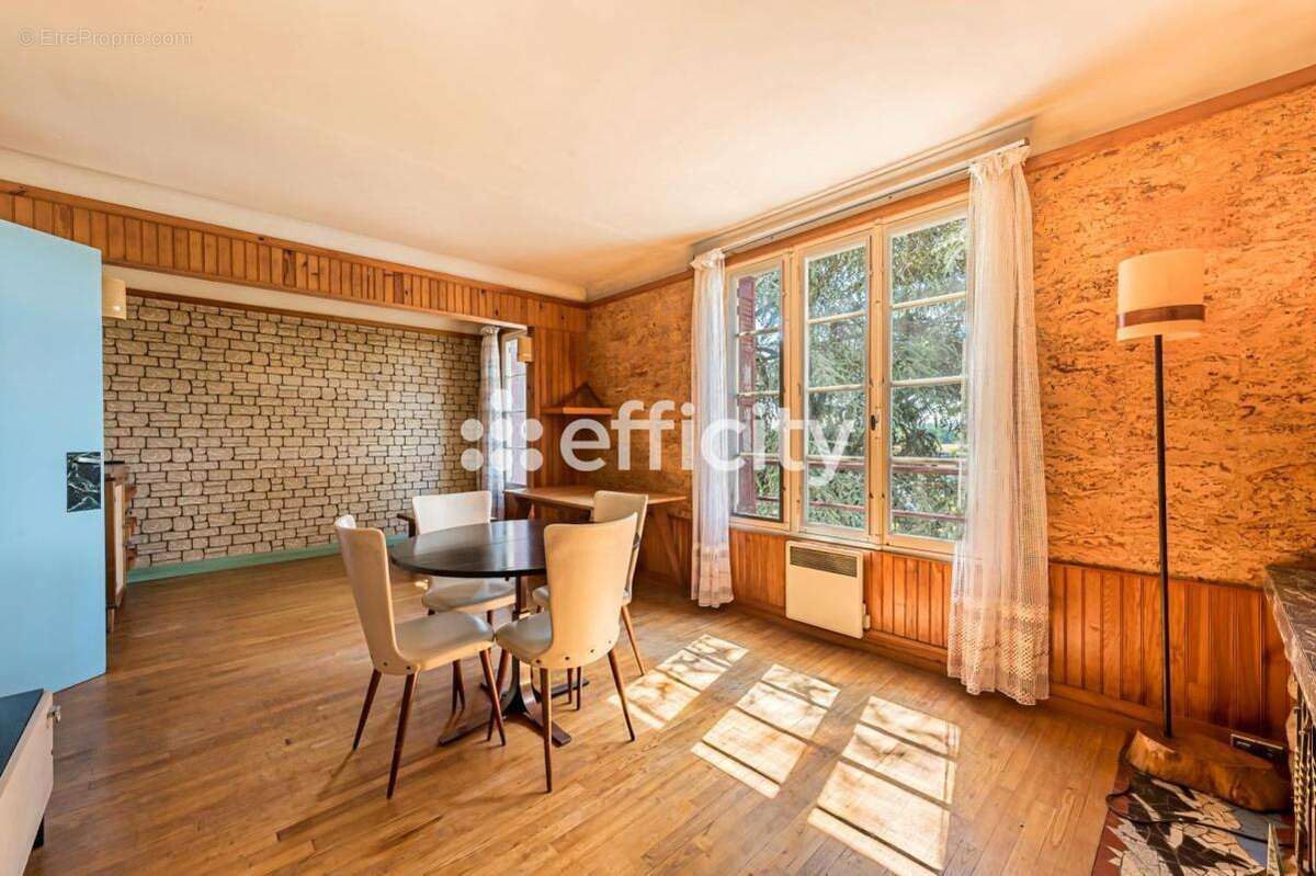Appartement à ABLON-SUR-SEINE