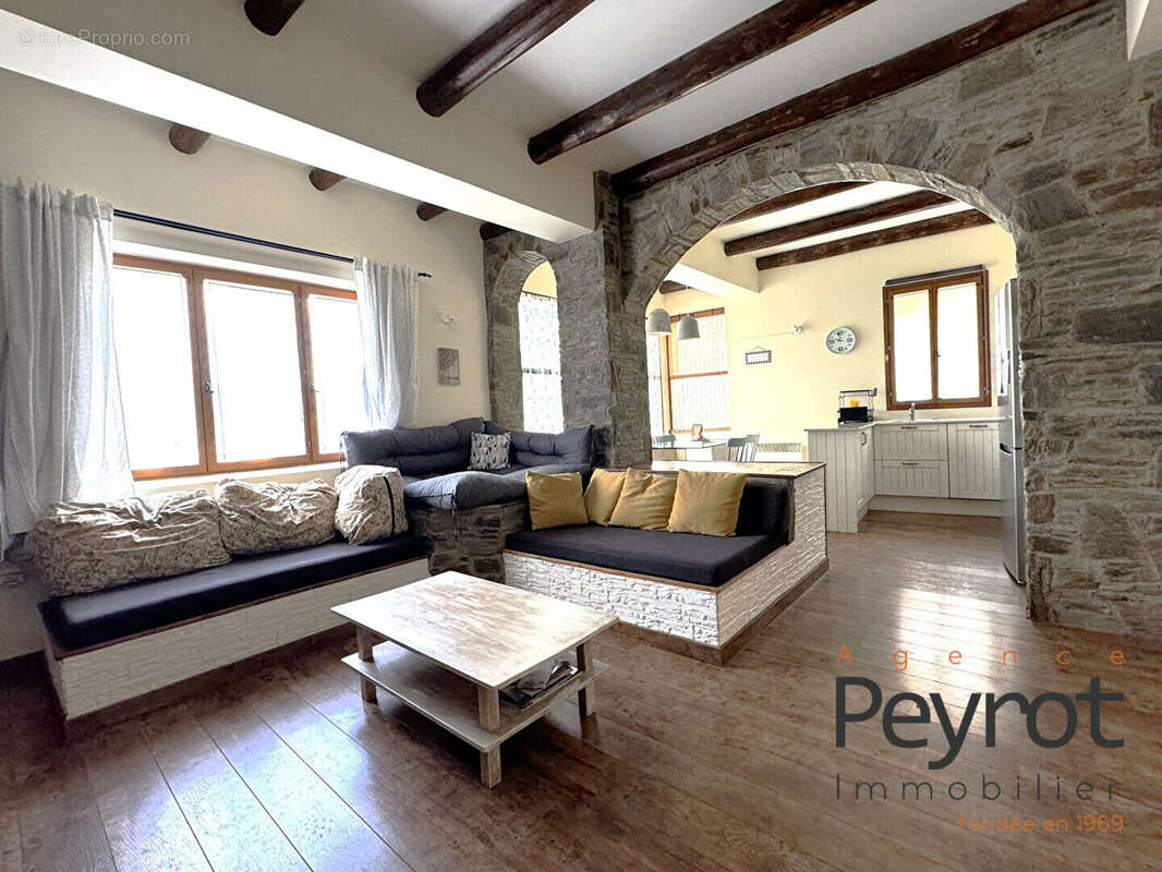Appartement 62 m² à Saillagouse  - photo 2