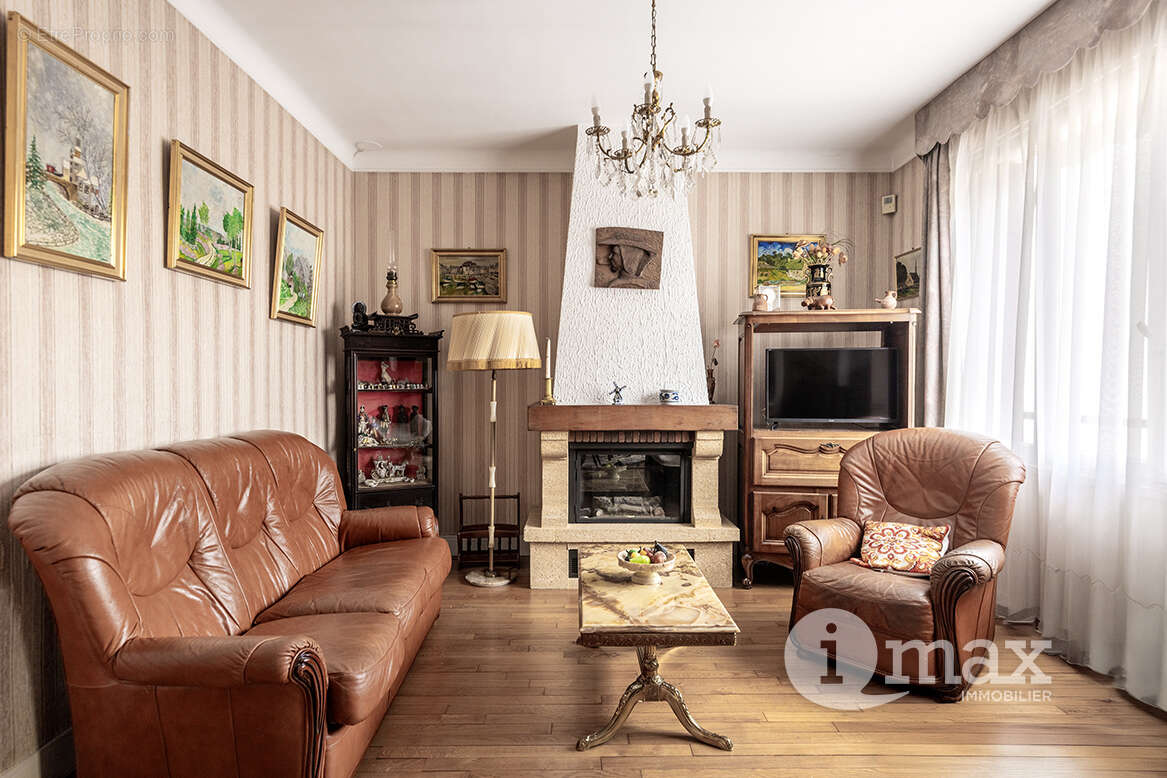 Maison à BOIS-COLOMBES