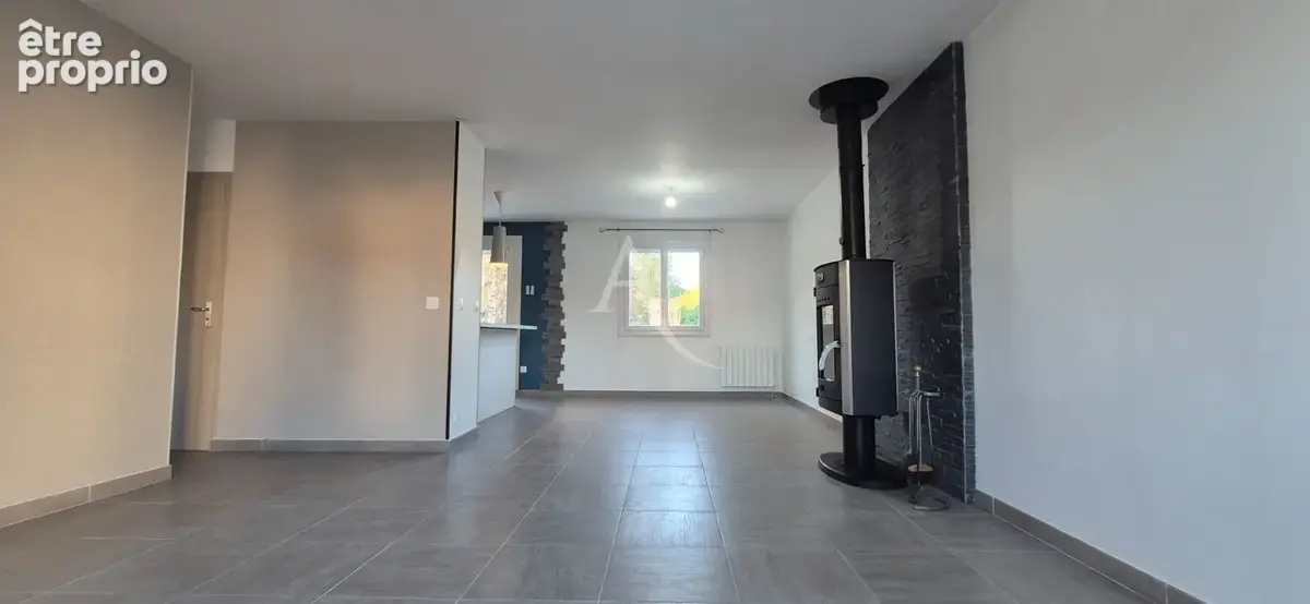 Maison de plain-pied à Mont Près Chambord de 109 m² - photo 4