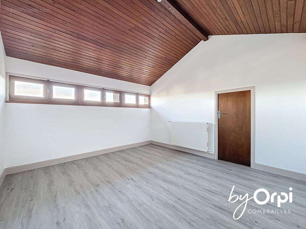 Maison à SAINT-ELOY-LES-MINES