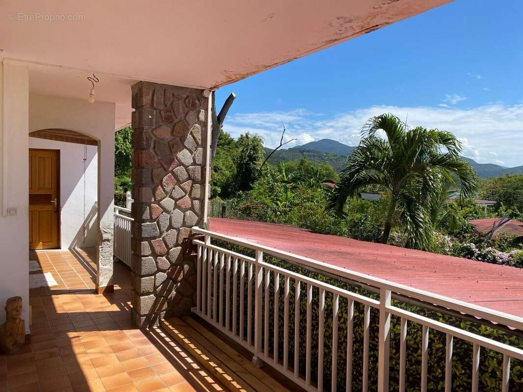 Maison à POINTE-NOIRE