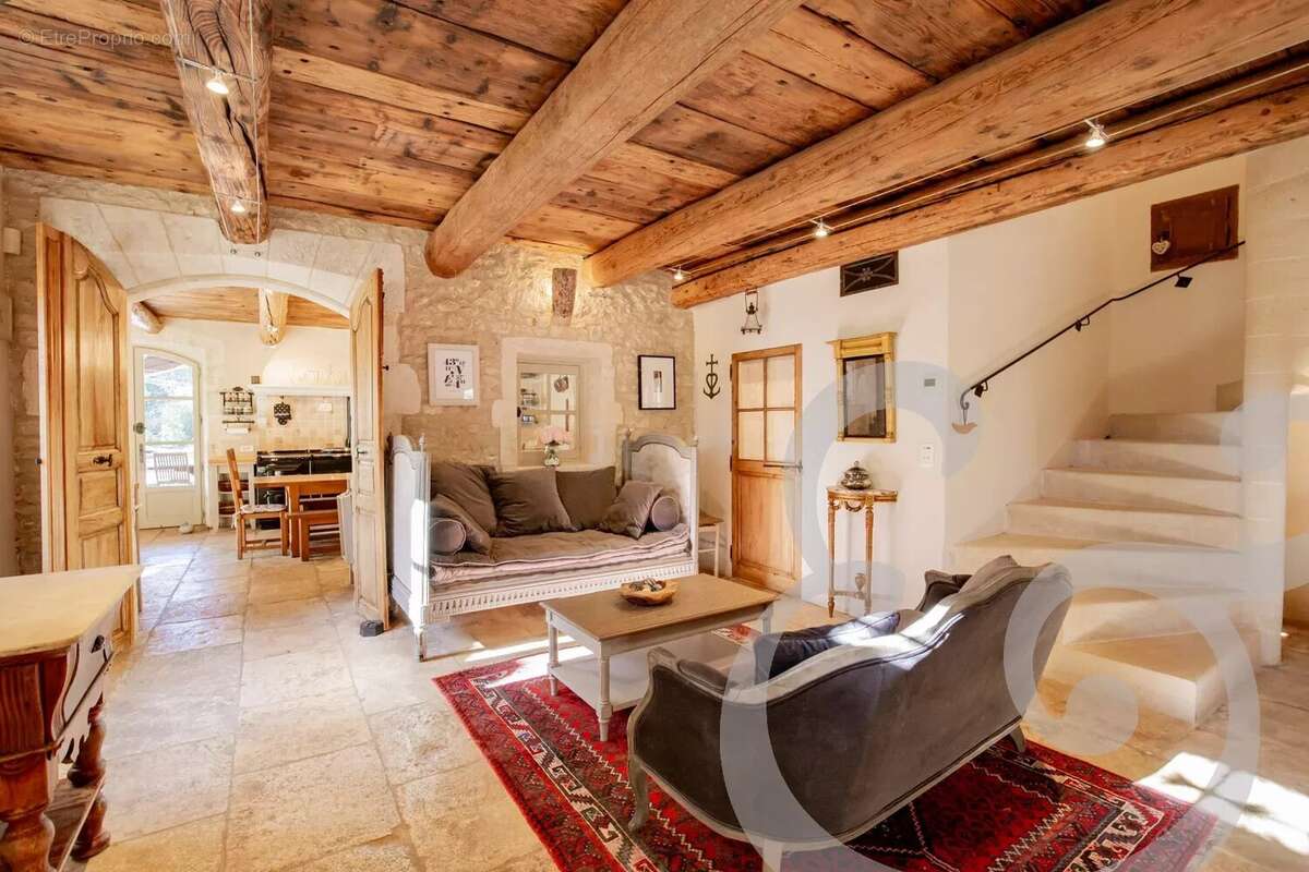 Maison à EYGALIERES