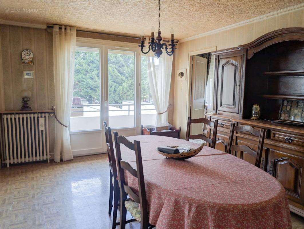 Appartement à AULNAY-SOUS-BOIS
