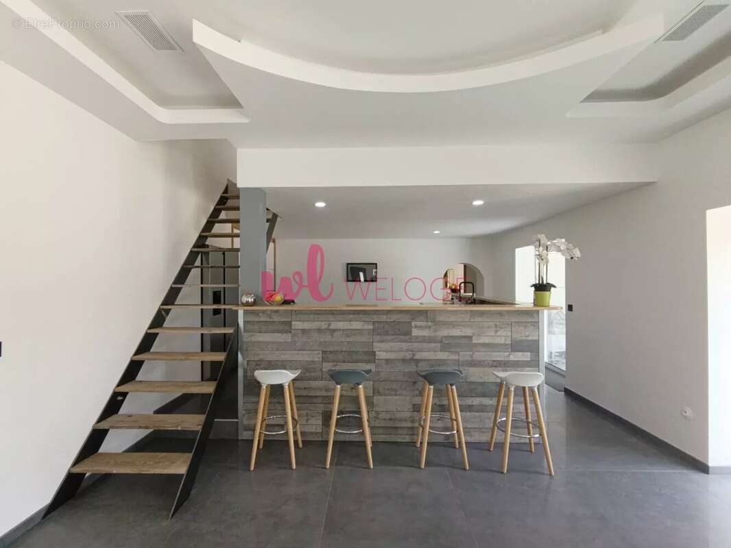 Maison à CHAMBOST-ALLIERES