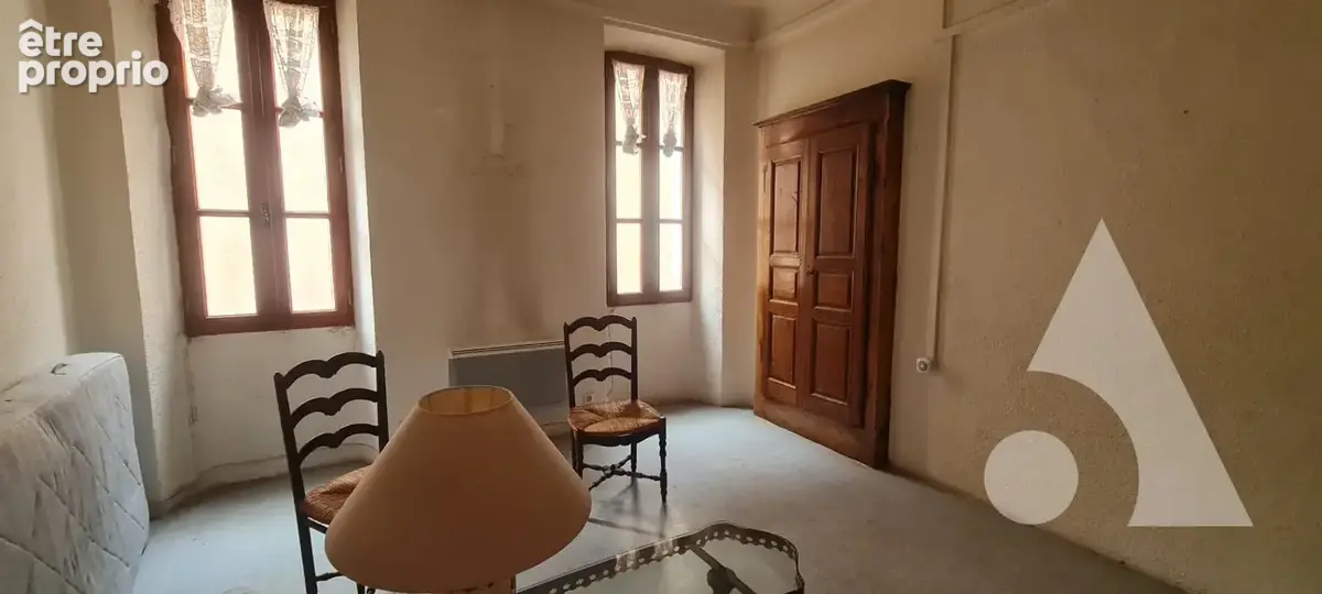 Villecroze, Maison  de village 8 pièces 143m², cour intérieure - photo 8