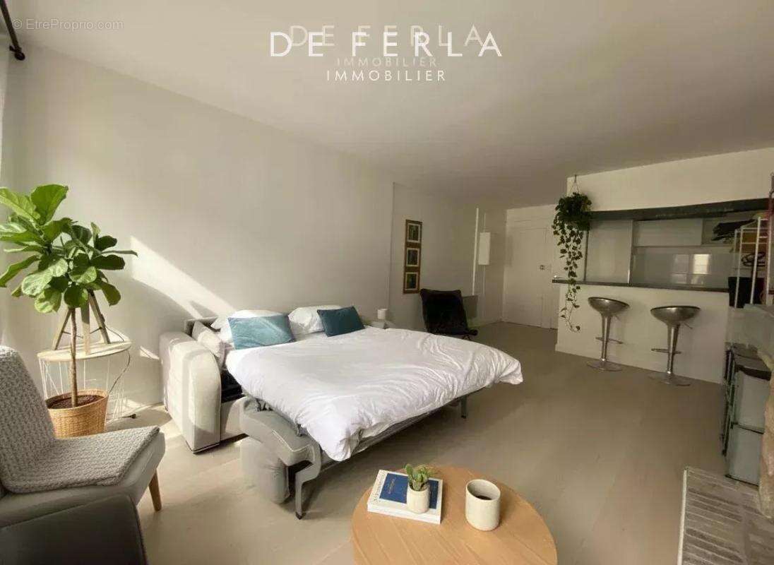 Appartement à PARIS-5E