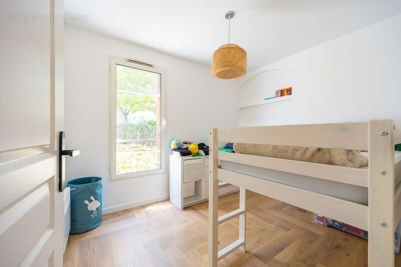 Appartement à MARSEILLE-13E