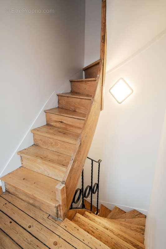 Tres belle renovation a 2 pas du centre-ville - photo 8