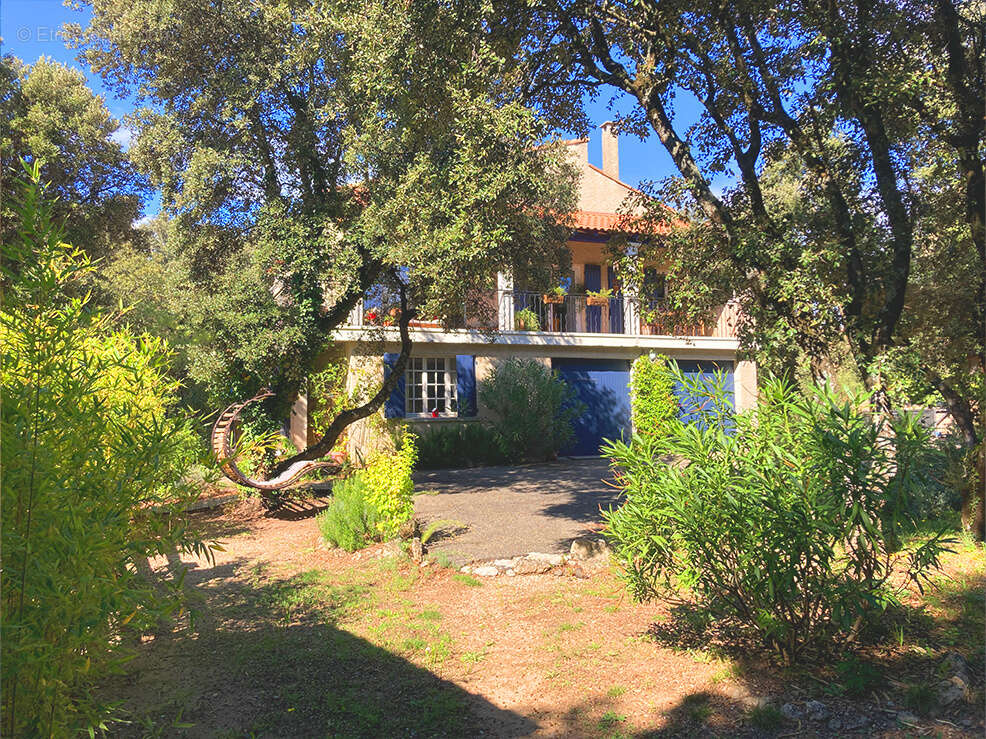 Maison à SAINT-RESTITUT