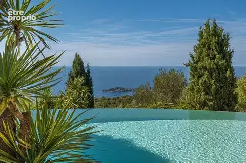 Maison à EZE